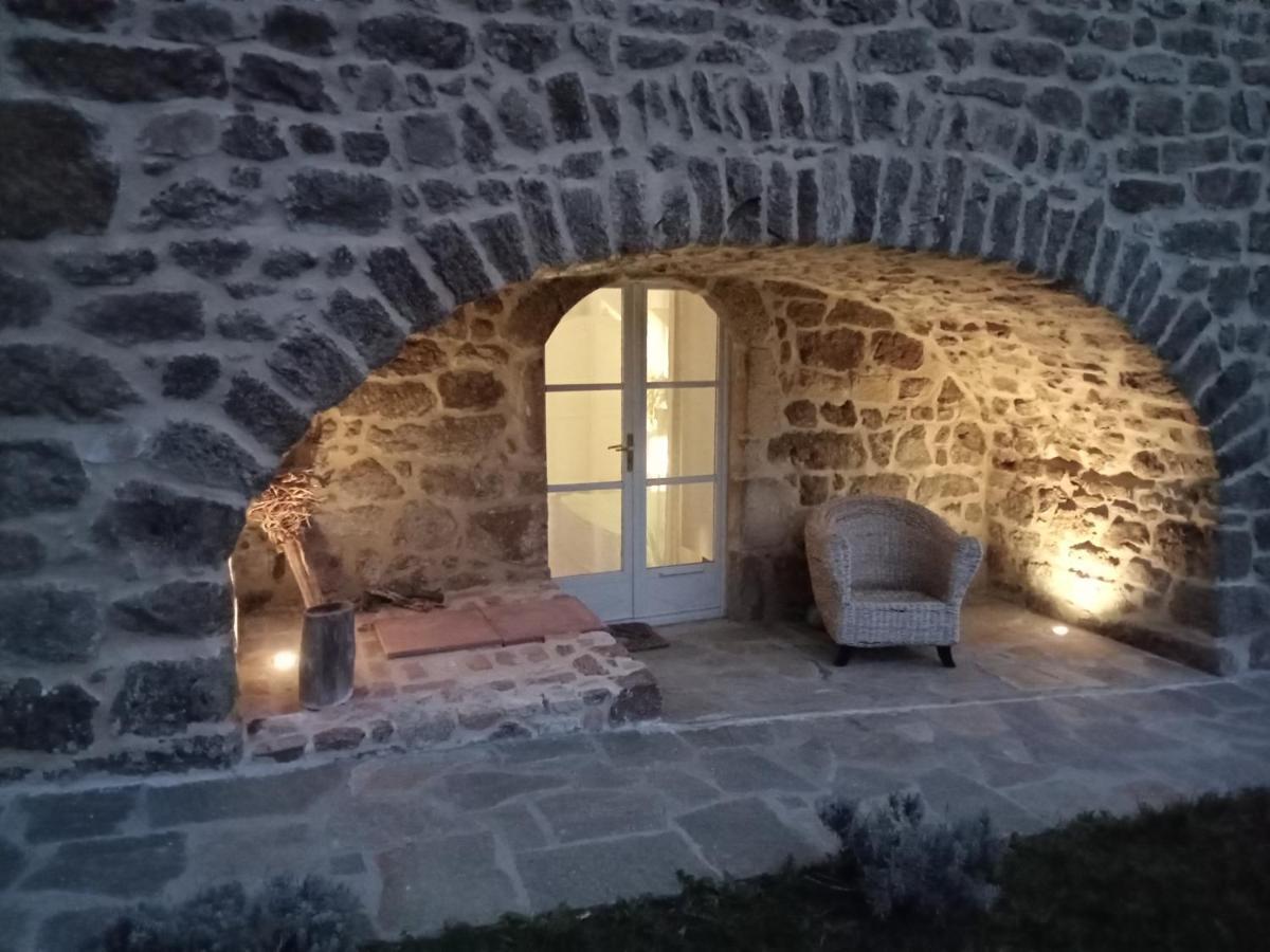 "La Voute De Pierre" Gite Independant Saint-Cyr  ภายนอก รูปภาพ